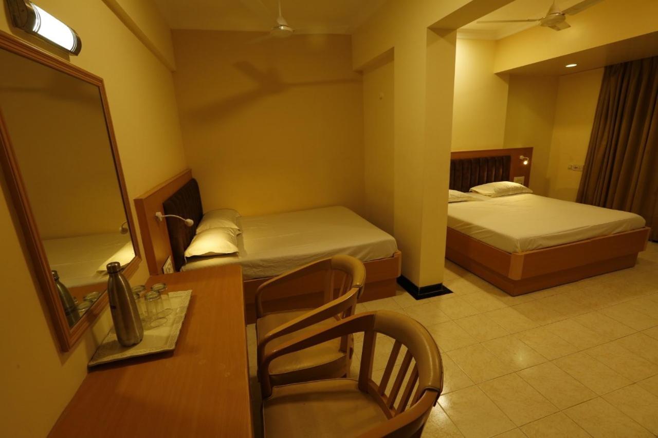 Hotel Ravikiran Alibaug Exterior photo